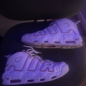 Uptempo university red